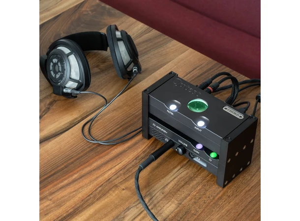 Chord Anni, desktop forsterker, sort 2 innganger, hodetelefon/høyttaler 