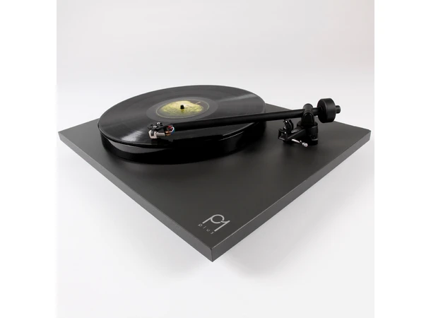 Rega Planar 1 Plus, matt sort Inkl. Riaa, Carbon pickup, RB110 arm 
