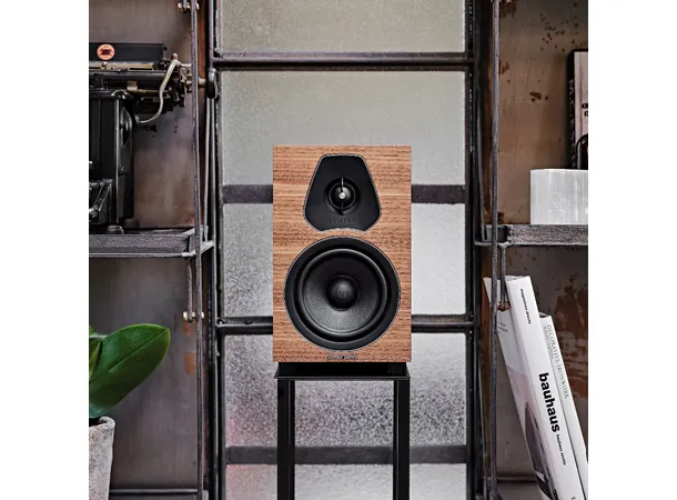 Sonus Faber Lumina II, walnut 2-veis høyttaler, plassering benk/hylle 