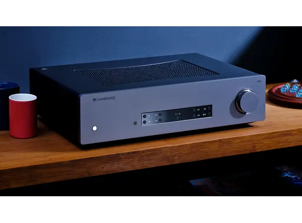 Cambridge Audio CXA 81 MkII, forsterker 2x80 watt, D/A-konverter, XLR, sub-out 