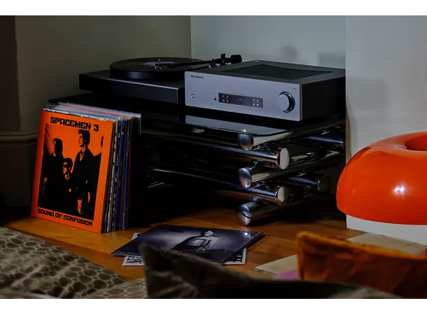 Cambridge CXA 81 II, Lunar Grey Forsterker, 2x80 watt, D/A-konverter 