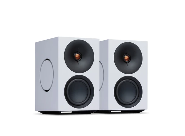 Cambridge L/R M /  Rega Planar 2, White Streaming-høyttalere og platespiller 
