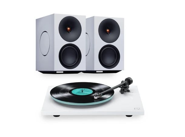Cambridge L/R X /  Rega Planar 2, White Streaming-høyttalere og platespiller 