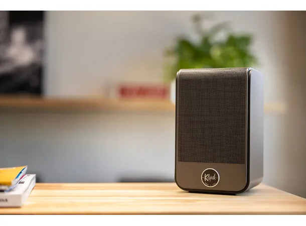 Klipsch Flexus Core 100 og Surround 100 Lydplanke med trådløse bakhøyttalere 