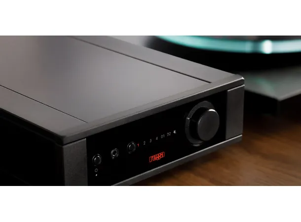 Rega Brio MK7, forsterker, DAC 2x50 watt, hodetelefon, MM-RIAA, sort 