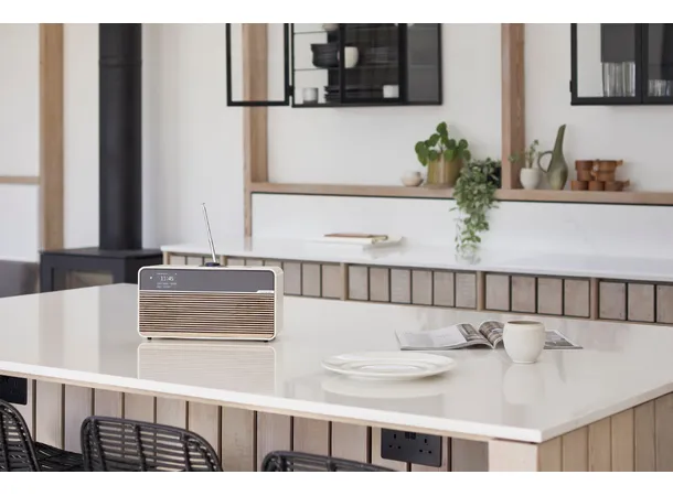Ruark R2 Mk4, DAB+ radio, Light Cream DAB+, Bluetooth, klokke, WiFi, APP 
