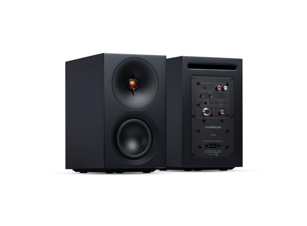 Cambridge L/R S /  Rega Planar 1 Plus Aktive høyttalere og platespiller, Black 