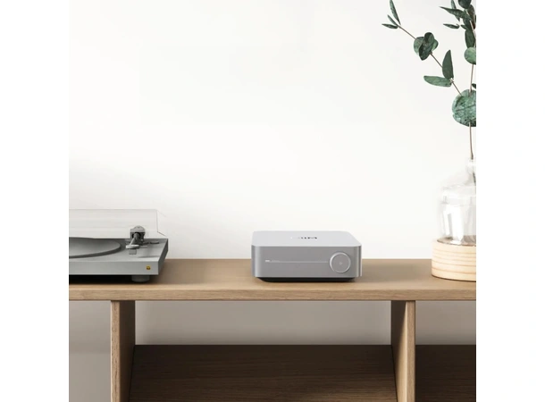 Wiim Amp - Sølv Strømmeforsterker med HDMI 