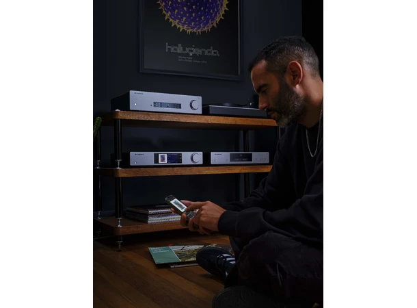 Cambridge CXN 100, streamer, Luna Grey AirPlay2, ChromeCast, XLR 