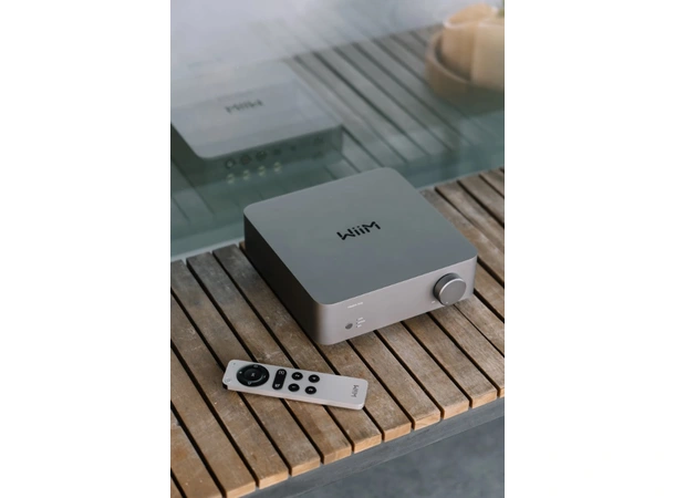 Wiim Vibelink - Effektforsterker 2 x 100 watt 