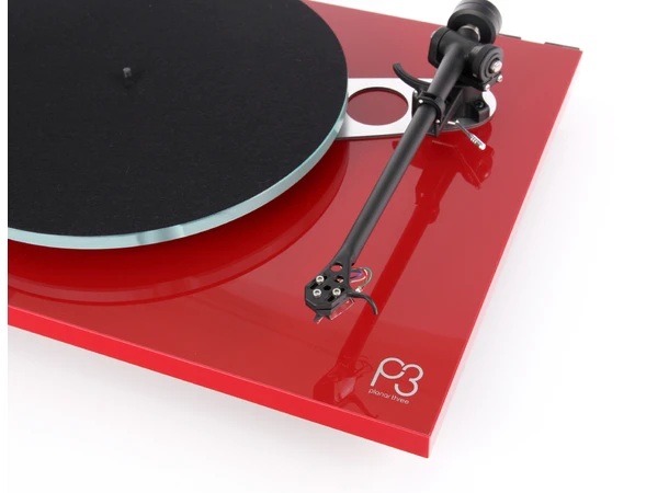 Rega Planar 3, Nd5 pickup, rød Glasstallerken, RB330 arm, EBLT drivrem 