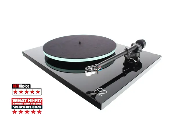 Rega Planar 2, Carbon pickup, Black Glasstallerken, RB220 arm, EBLT drivrem 