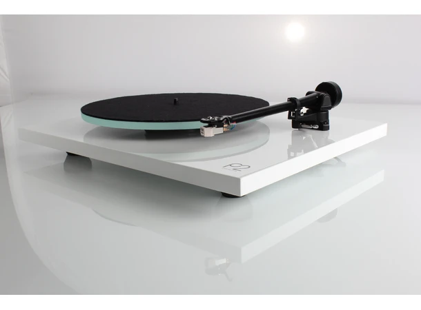 Rega Planar 2 platespiller, Carbon, hvit Glasstallerken, RB220 arm, High Gloss 